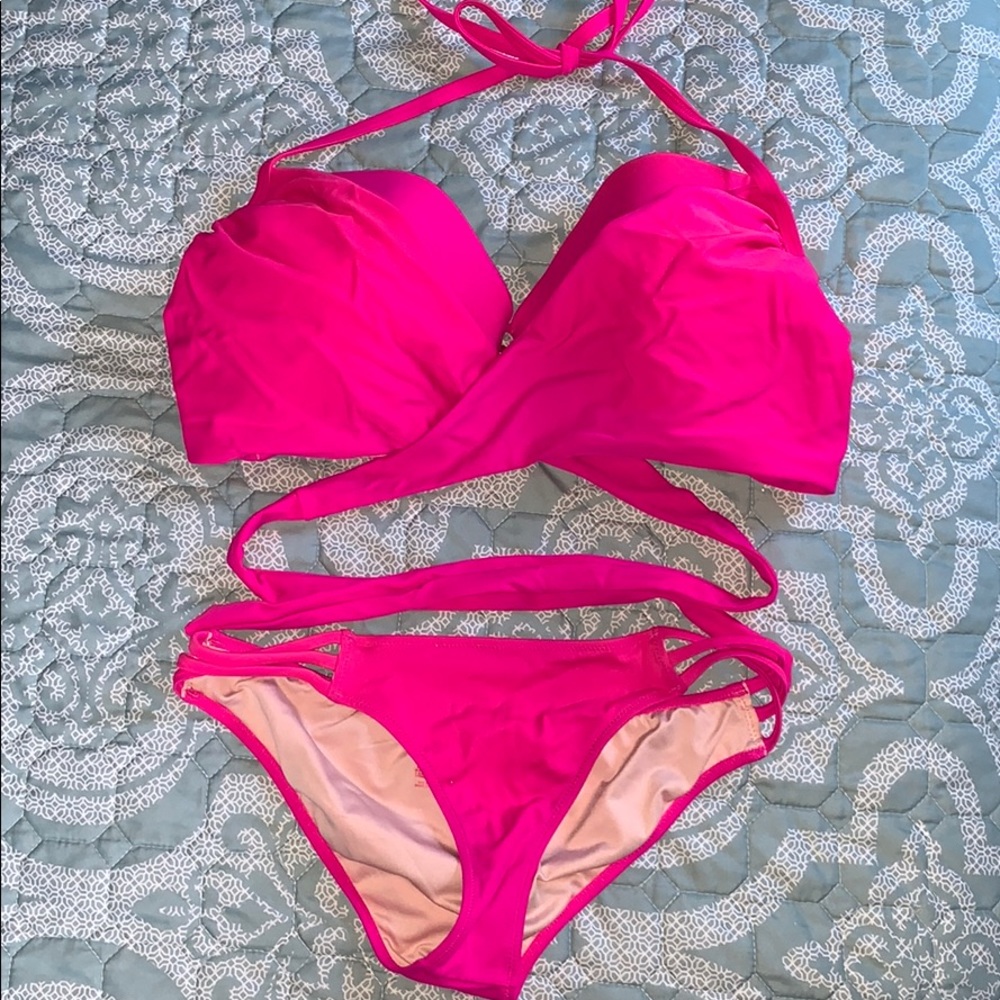 Victoria’s Secret Bathing Suit Bikini 34DDD and S